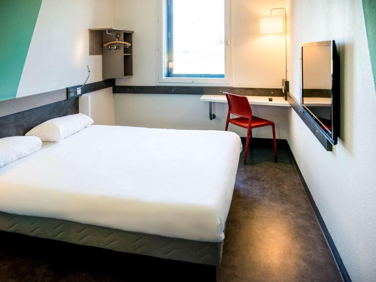 Ibis Budget Archamps Porte De Geneve Exterior foto