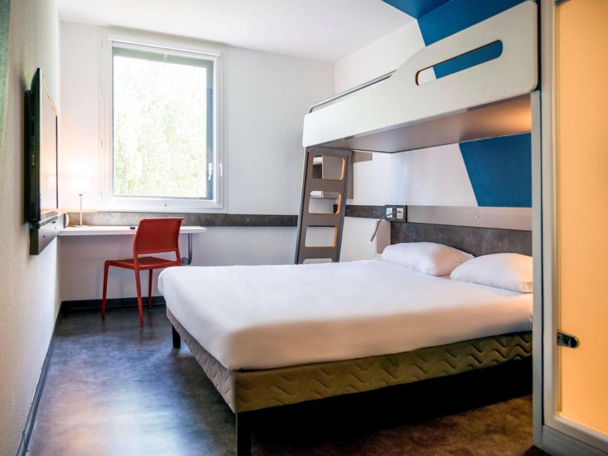 Ibis Budget Archamps Porte De Geneve Exterior foto