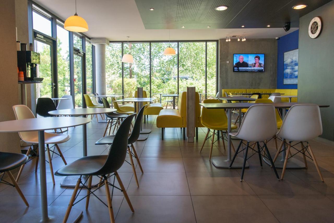 Ibis Budget Archamps Porte De Geneve Exterior foto