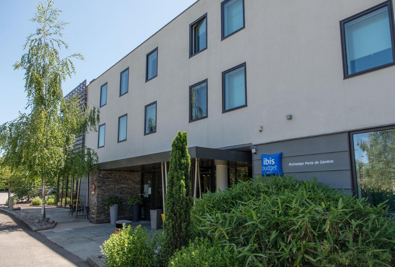 Ibis Budget Archamps Porte De Geneve Exterior foto